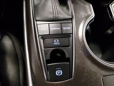 2024 Toyota Camry - Photo 13