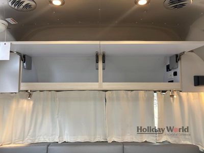 2025 Airstream Flying Cloud - Photo 8