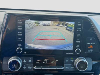 2020 Toyota Highlander — photo 13 view