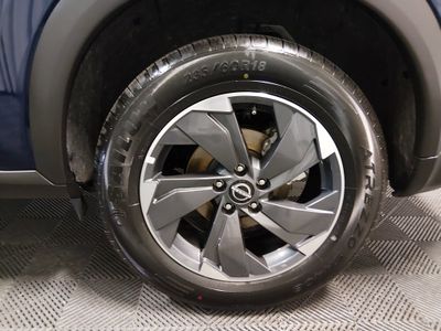 2025 Nissan Rogue — photo 10 view