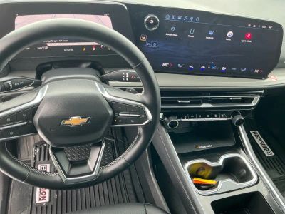 2026 Chevrolet Traverse — photo 14 view