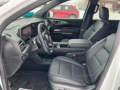 2026 Chevrolet Traverse — photo 9 view