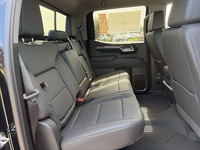 2026 Chevrolet Silverado 1500 — photo 19 view