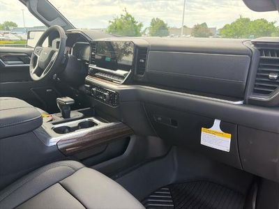 2026 Chevrolet Silverado 1500 — photo 14 view