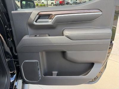 2026 Chevrolet Silverado 1500 — photo 18 view