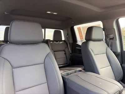2026 Chevrolet Silverado 1500 — photo 17 view