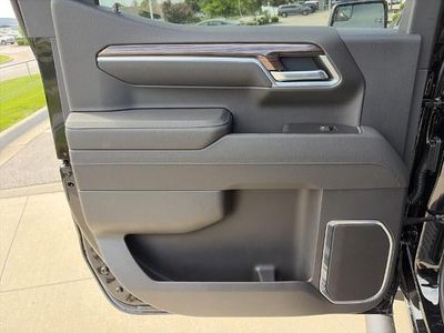 2026 Chevrolet Silverado 1500 — photo 24 view