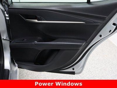 2025 Toyota Camry FWD - Photo 32