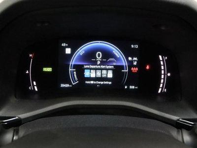 2025 Toyota Camry FWD - Photo 38
