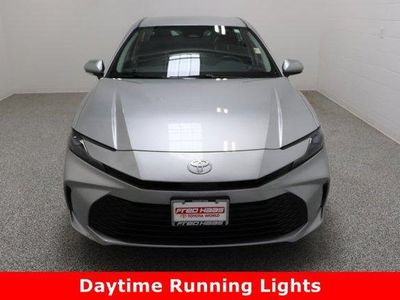 2025 Toyota Camry FWD - Photo 3