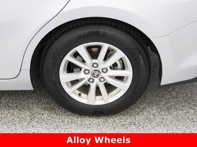 2025 Toyota Camry FWD - Photo 10
