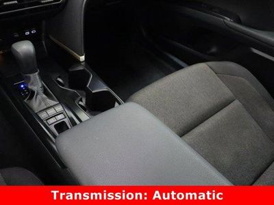 2025 Toyota Camry FWD - Photo 16
