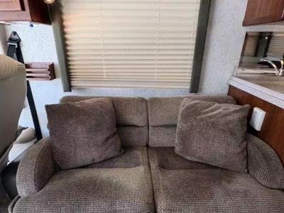 2002 Fleetwood 36T — photo 15 view