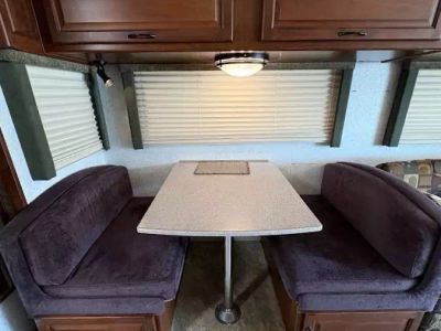 2002 Fleetwood 36T — photo 18 view