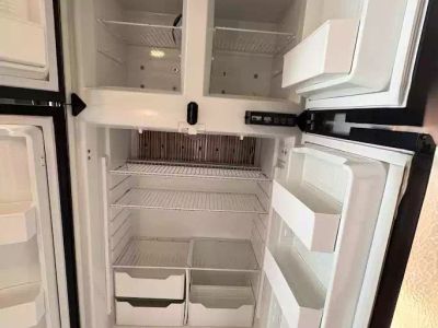 2002 Fleetwood 36T — photo 30 view
