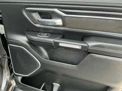 2023 Ram 1500 — photo 19 view