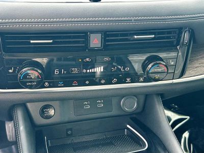 2024 Nissan Rogue — photo 16 view