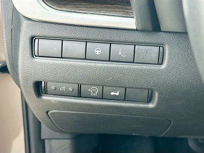 2024 Nissan Rogue — photo 10 view