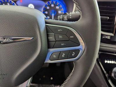 2026 Chrysler Pacifica — photo 21 view