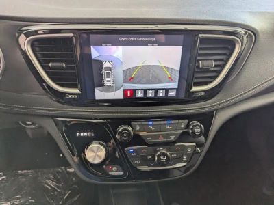 2026 Chrysler Pacifica — photo 23 view