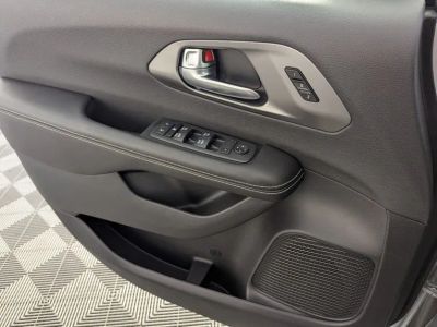 2026 Chrysler Pacifica — photo 27 view