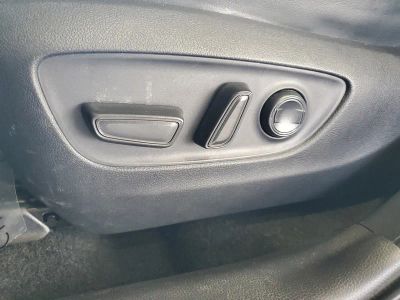 2021 Toyota RAV4 — photo 18 view