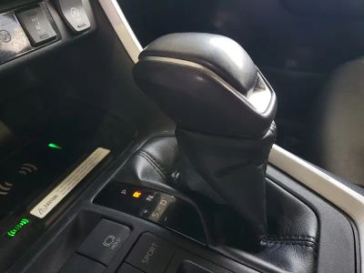 2021 Toyota RAV4 — photo 28 view