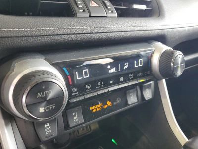 2021 Toyota RAV4 — photo 26 view