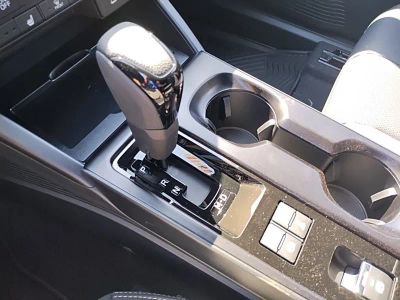 2026 Subaru Outback — photo 32 view