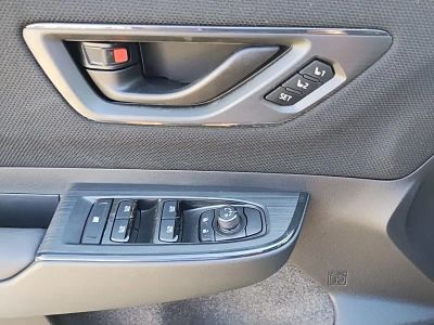 2026 Subaru Outback — photo 17 view