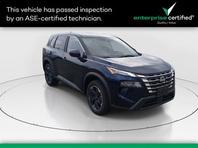 2025 Nissan Rogue FWD SV — front three-quarter view