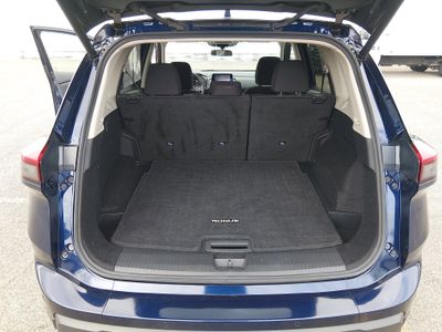 2025 Nissan Rogue — photo 11 view