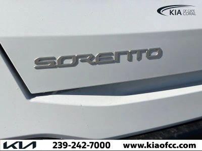 2026 Kia Sorento — photo 10 view