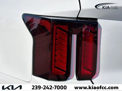 2026 Kia Sorento — photo 9 view