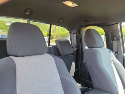 2020 Toyota Tacoma — photo 19 view