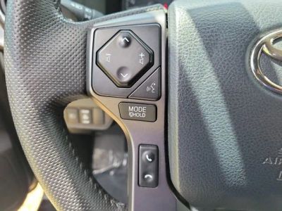 2020 Toyota Tacoma — photo 21 view