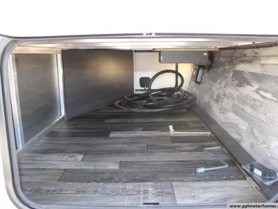2023 Crossroads 33BHB — photo 34 view
