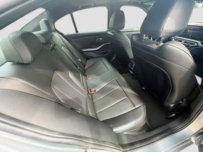 2024 BMW 3 Series — photo 26 view