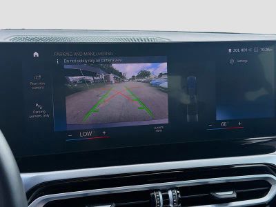 2024 BMW 3 Series — photo 11 view