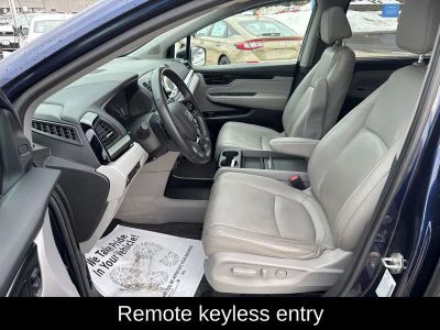 2022 Honda Odyssey Touring Auto - Photo 13