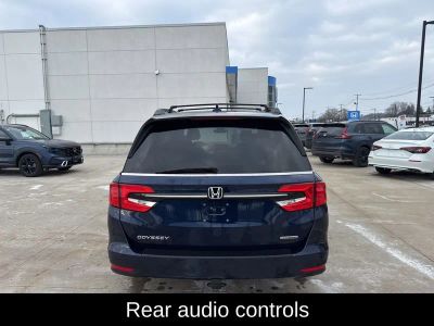 2022 Honda Odyssey Touring Auto - Photo 8