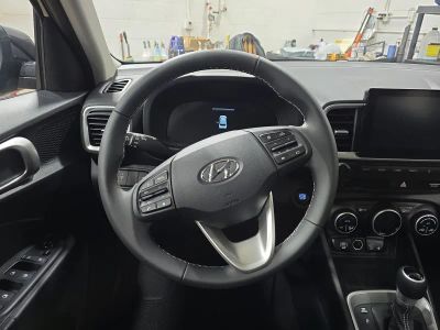 2026 Hyundai Venue — photo 19 view