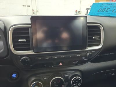 2026 Hyundai Venue — photo 11 view