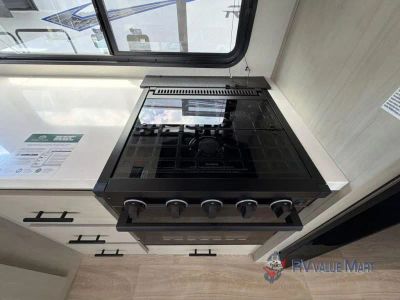 2027 Forest River RV Cherokee Arctic Wolf — photo 16 view