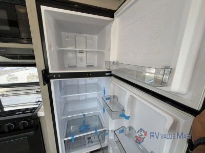 2027 Forest River RV Cherokee Arctic Wolf — photo 15 view