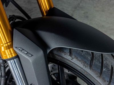2015 Yamaha FJ-09 - Photo 7