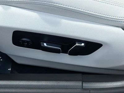 2027 BMW 5 Series — photo 24 view