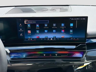 2027 BMW 5 Series — photo 29 view