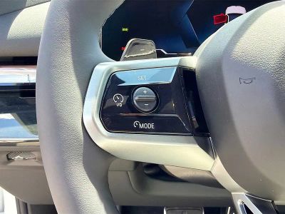 2027 BMW 5 Series — photo 36 view