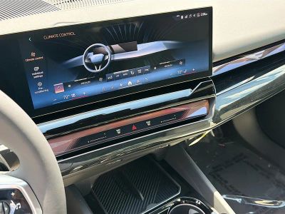 2027 BMW 5 Series — photo 27 view